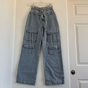 Sabo High-Waisted Cargo Jeans